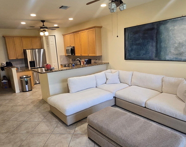 204 Mariner Bay Boulevard - Photo Thumbnail 2