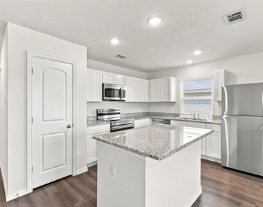 413 E Hull Street - Photo Thumbnail 6
