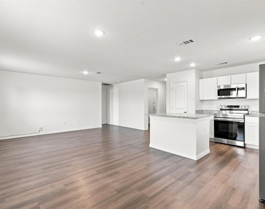 413 E Hull Street - Photo Thumbnail 3