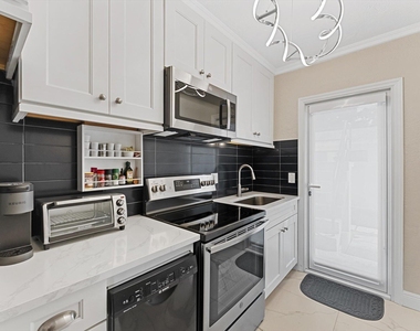 990 Casuarina Road - Photo Thumbnail 24