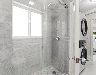 990 Casuarina Road - Photo Thumbnail 13