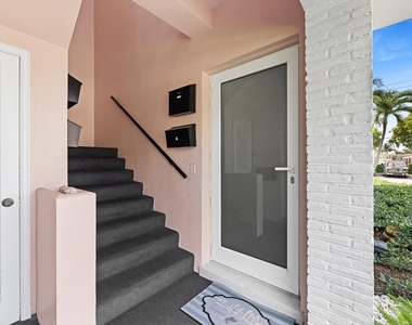990 Casuarina Road - Photo Thumbnail 5