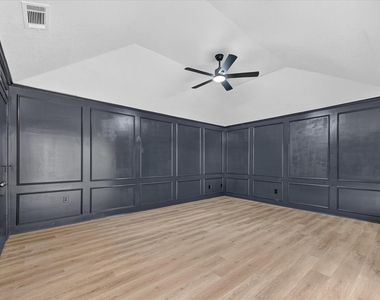 4052 Saint Christopher Lane - Photo Thumbnail 15