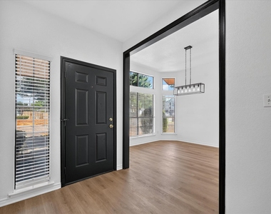 4052 Saint Christopher Lane - Photo Thumbnail 3