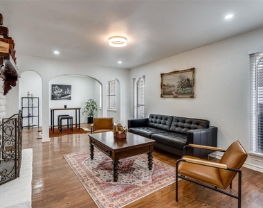 15642 Overmead Circle - Photo Thumbnail 9