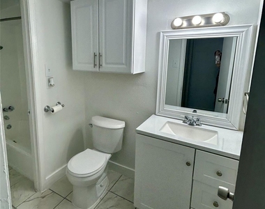 3616 Parkridge Drive - Photo Thumbnail 6