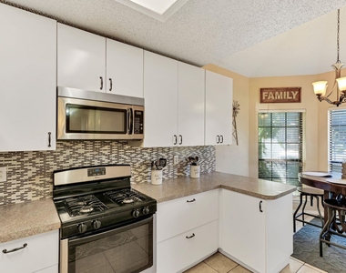 4018 Smartt Street - Photo Thumbnail 9