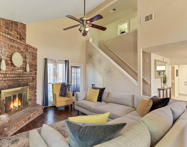 4018 Smartt Street - Photo Thumbnail 4
