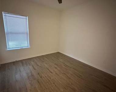 2321 County Road 704b - Photo Thumbnail 3