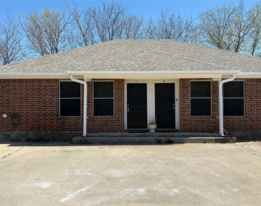 641 Woodard Avenue - Photo Thumbnail 6