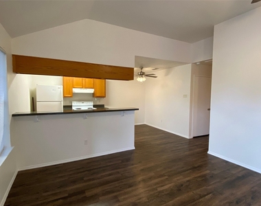 641 Woodard Avenue - Photo Thumbnail 1
