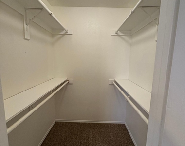 641 Woodard Avenue - Photo Thumbnail 16