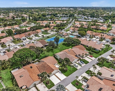 21578 Altamira Avenue - Photo Thumbnail 50