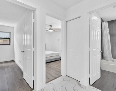 21578 Altamira Avenue - Photo Thumbnail 36