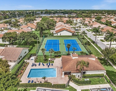 21578 Altamira Avenue - Photo Thumbnail 54