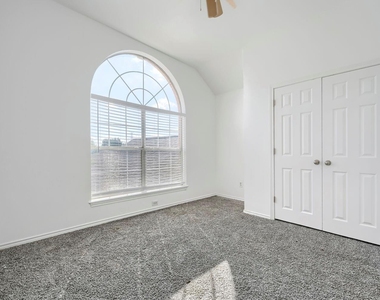 7018 Echo Lake Court - Photo Thumbnail 18