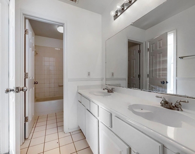 7018 Echo Lake Court - Photo Thumbnail 19