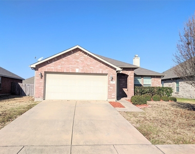 517 Azalea Drive - Photo Thumbnail 2