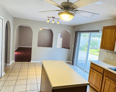 523 Stonewall Avenue - Photo Thumbnail 26