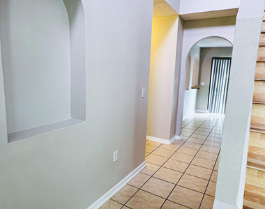 523 Stonewall Avenue - Photo Thumbnail 37