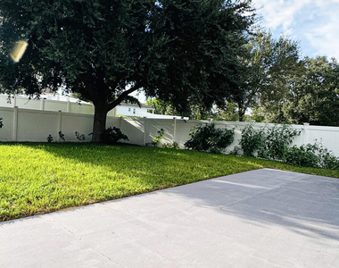 523 Stonewall Avenue - Photo Thumbnail 40