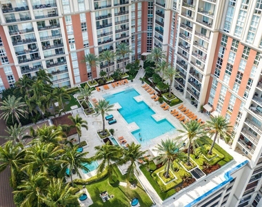 550 Okeechobee Boulevard - Photo Thumbnail 40
