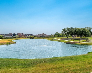 4550 Mayfield Drive - Photo Thumbnail 32