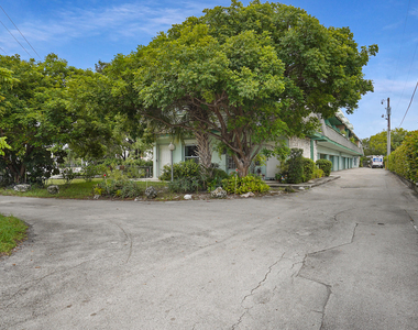 701 S Royal Poinciana Boulevard - Photo Thumbnail 54