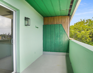 701 S Royal Poinciana Boulevard - Photo Thumbnail 26