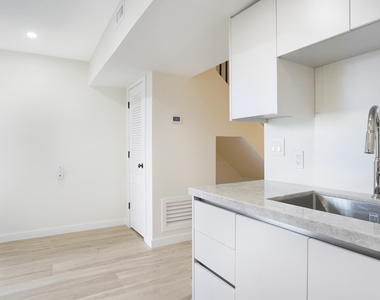 701 S Royal Poinciana Boulevard - Photo Thumbnail 23