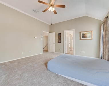 1909 Smith Drive - Photo Thumbnail 13