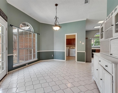 1909 Smith Drive - Photo Thumbnail 6