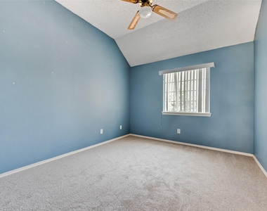 1909 Smith Drive - Photo Thumbnail 16