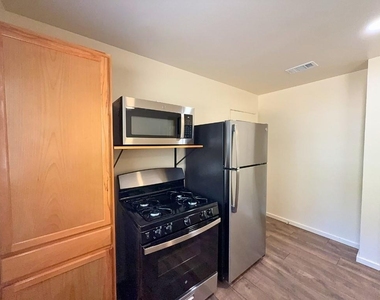 615 Crane Drive - Photo Thumbnail 6