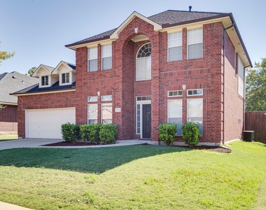 4036 Christopher Way - Photo Thumbnail 2