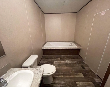 9505 Janet Street - Photo Thumbnail 9