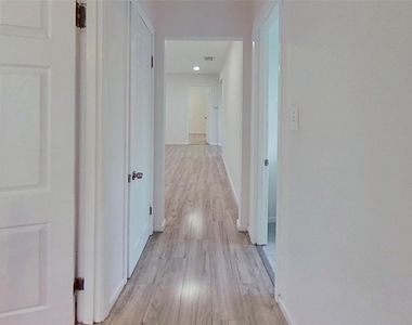 2320 Brockbank Drive - Photo Thumbnail 20