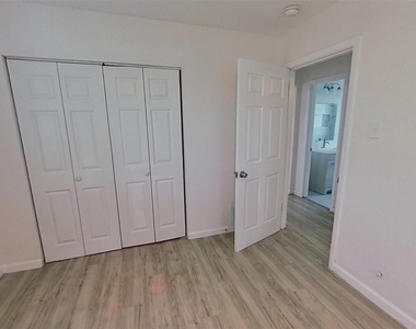 2320 Brockbank Drive - Photo Thumbnail 14