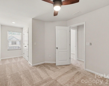 9453 Avery Lilac Lane - Photo Thumbnail 25