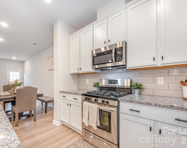 9453 Avery Lilac Lane - Photo Thumbnail 9