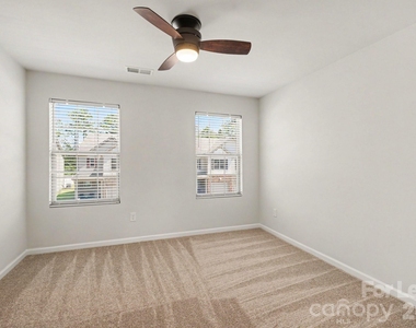 9453 Avery Lilac Lane - Photo Thumbnail 22