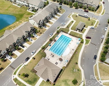 9453 Avery Lilac Lane - Photo Thumbnail 32