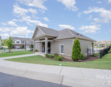 9453 Avery Lilac Lane - Photo Thumbnail 31