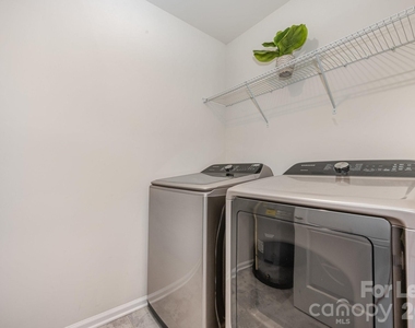 9453 Avery Lilac Lane - Photo Thumbnail 24