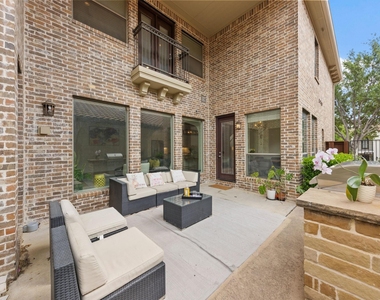 7011 Nueces Drive - Photo Thumbnail 33