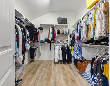 7011 Nueces Drive - Photo Thumbnail 27