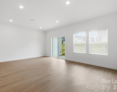 9017 Foggy Brook Loop - Photo Thumbnail 11