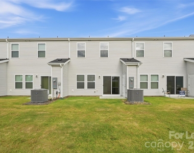 9017 Foggy Brook Loop - Photo Thumbnail 32