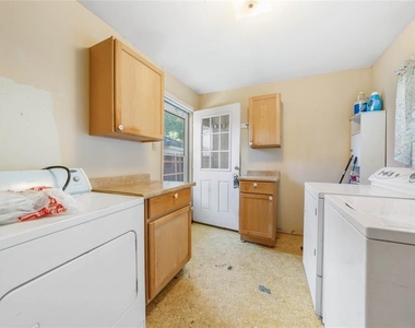 2221 Varsity Drive - Photo Thumbnail 17