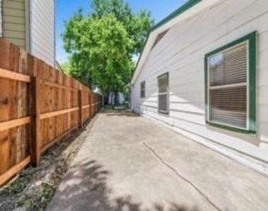 2221 Varsity Drive - Photo Thumbnail 11